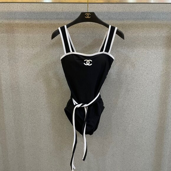 Chanel one-piece swimsuit - Picture 2 of 5